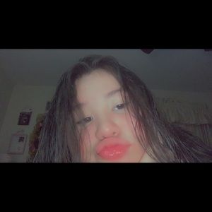 Meet your Posher, Mercedes